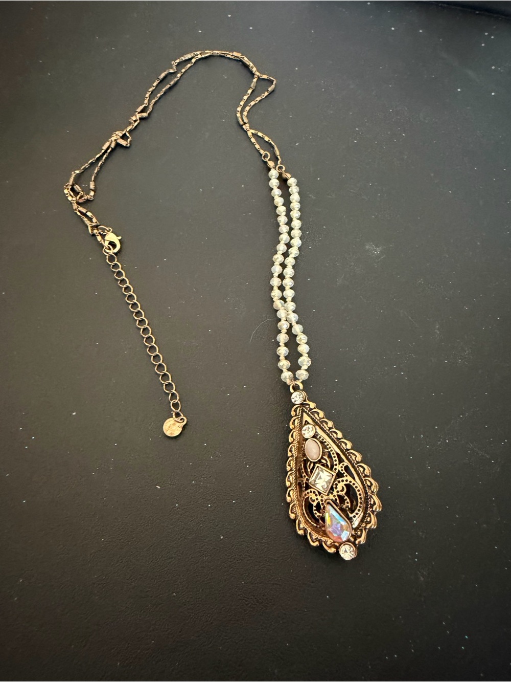 Gold Teardrop Pendant Necklace with Pearlescent Beads - Women Jewelry